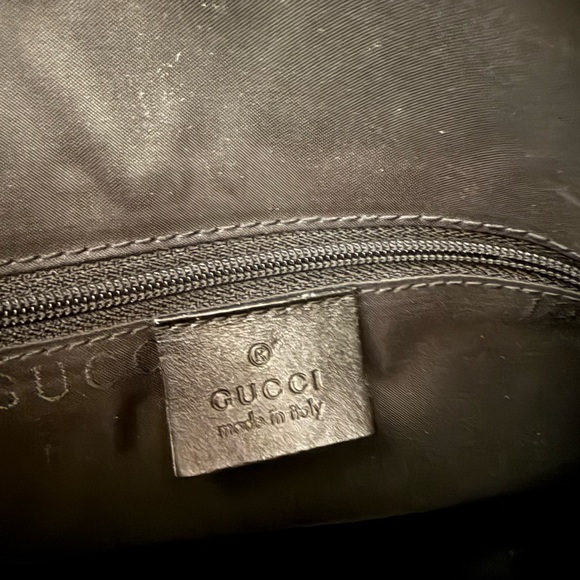 Gucci Black Patent Leather Shoulder Bag - Picture 9 of 10